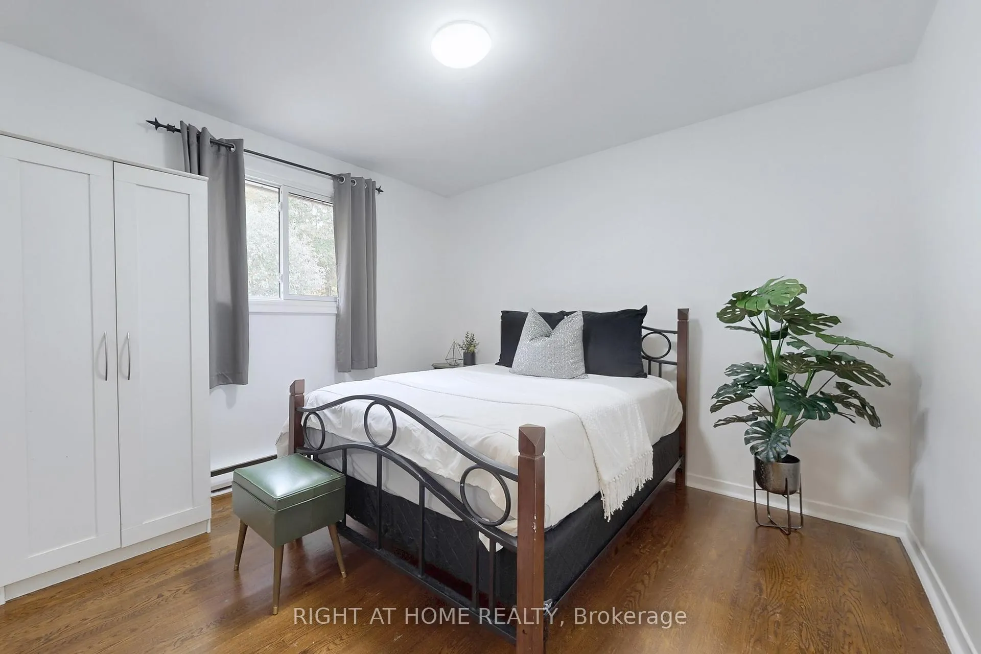 Photo 8 of 1243 Crossland Road, Springwater, Rural Springwater — HOMEH