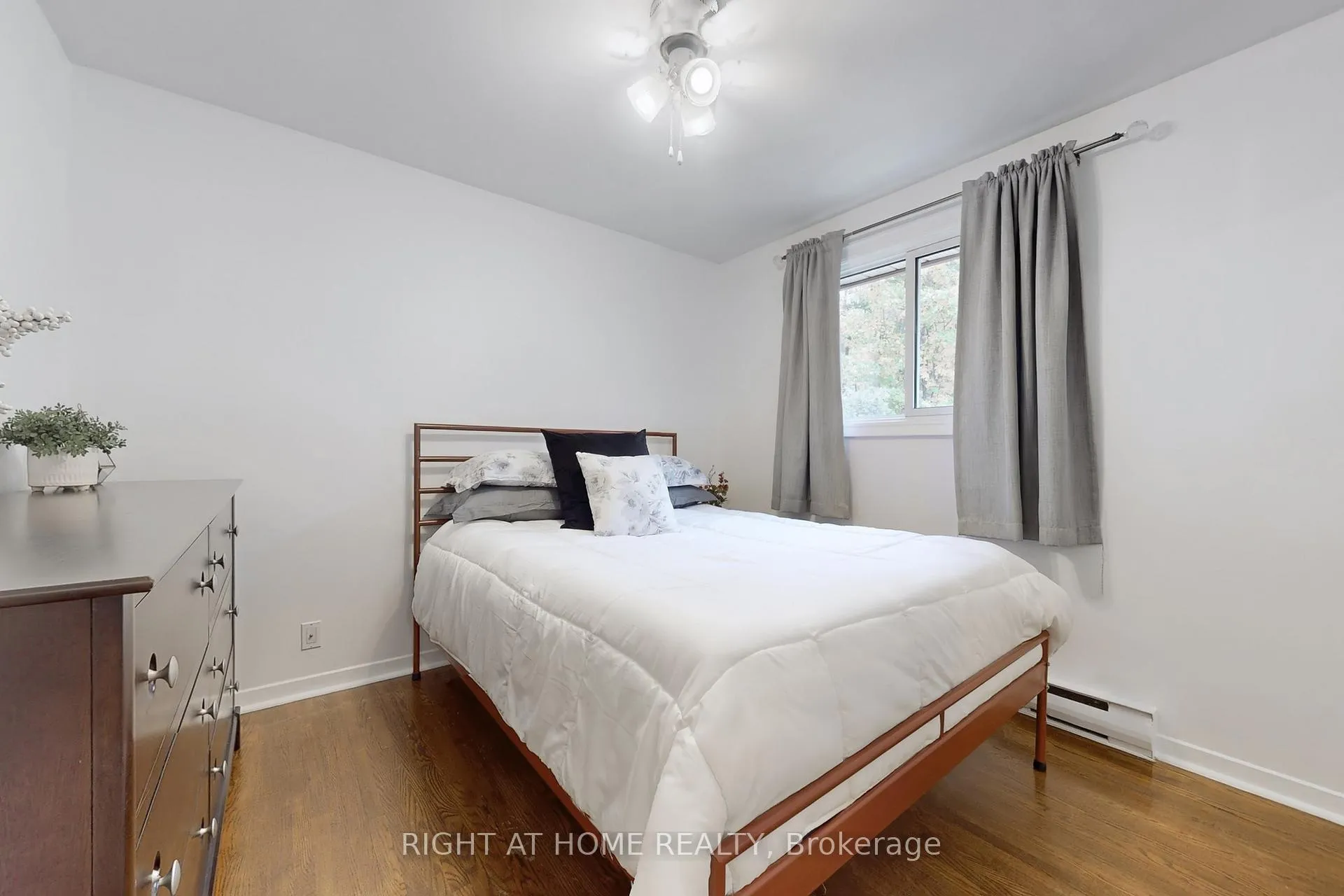 Photo 9 of 1243 Crossland Road, Springwater, Rural Springwater — HOMEH