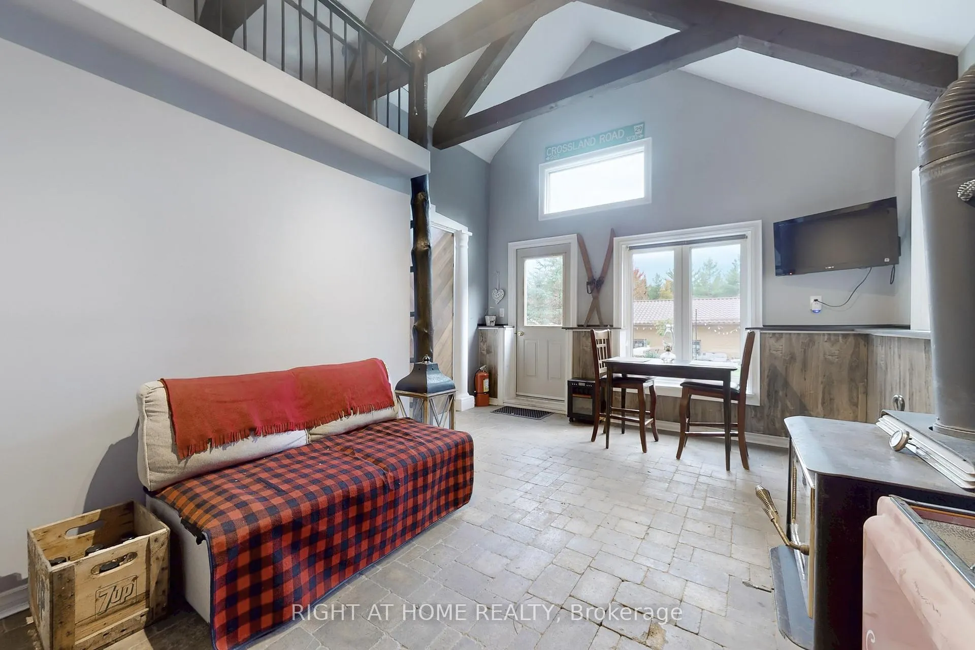 Photo 21 of 1243 Crossland Road, Springwater, Rural Springwater — HOMEH