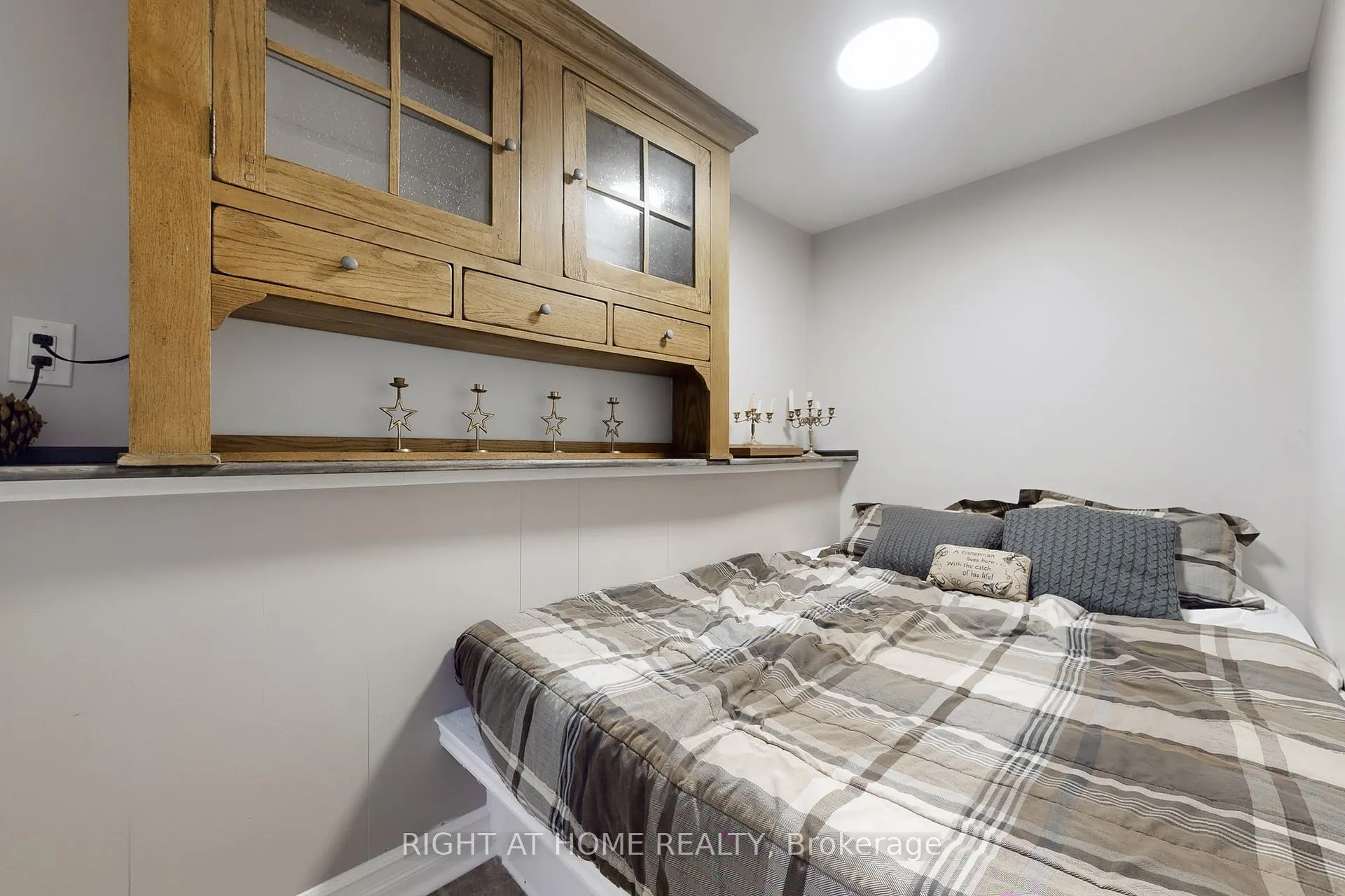 Photo 23 of 1243 Crossland Road, Springwater, Rural Springwater — HOMEH