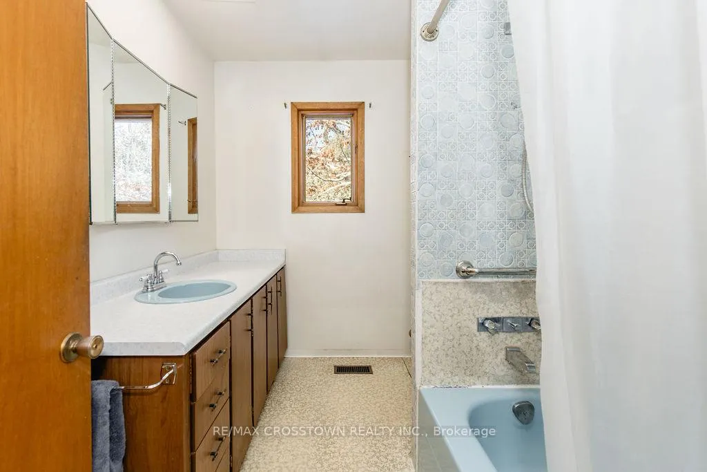 Photo 19 of 12036 County Rd 27, Springwater, Rural Springwater — HOMEH