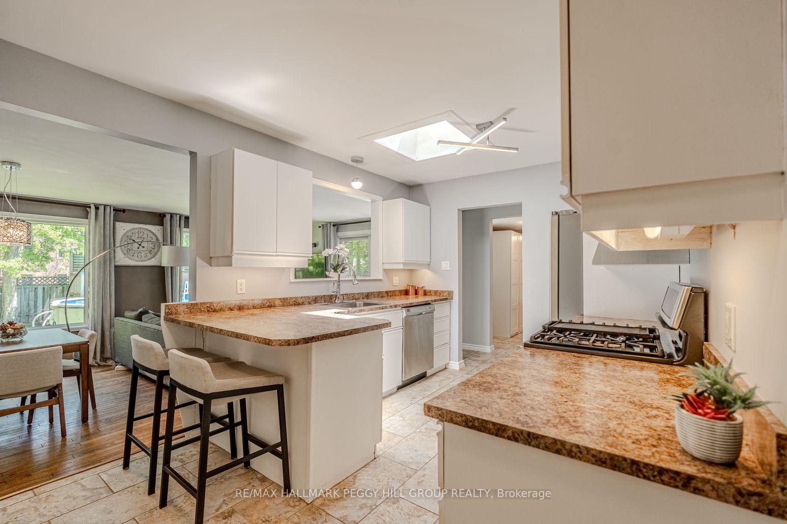 Photo 2 of 1105 St Vincent Street, Springwater, Midhurst — HOMEH
