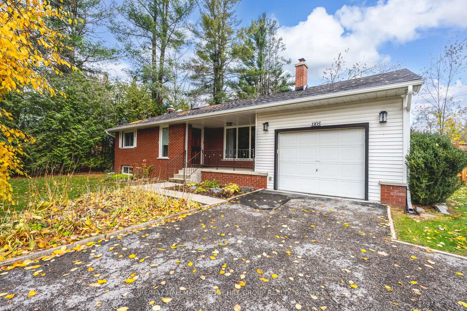Photo 23 of 1105 St Vincent Street, Springwater, Midhurst — HOMEH