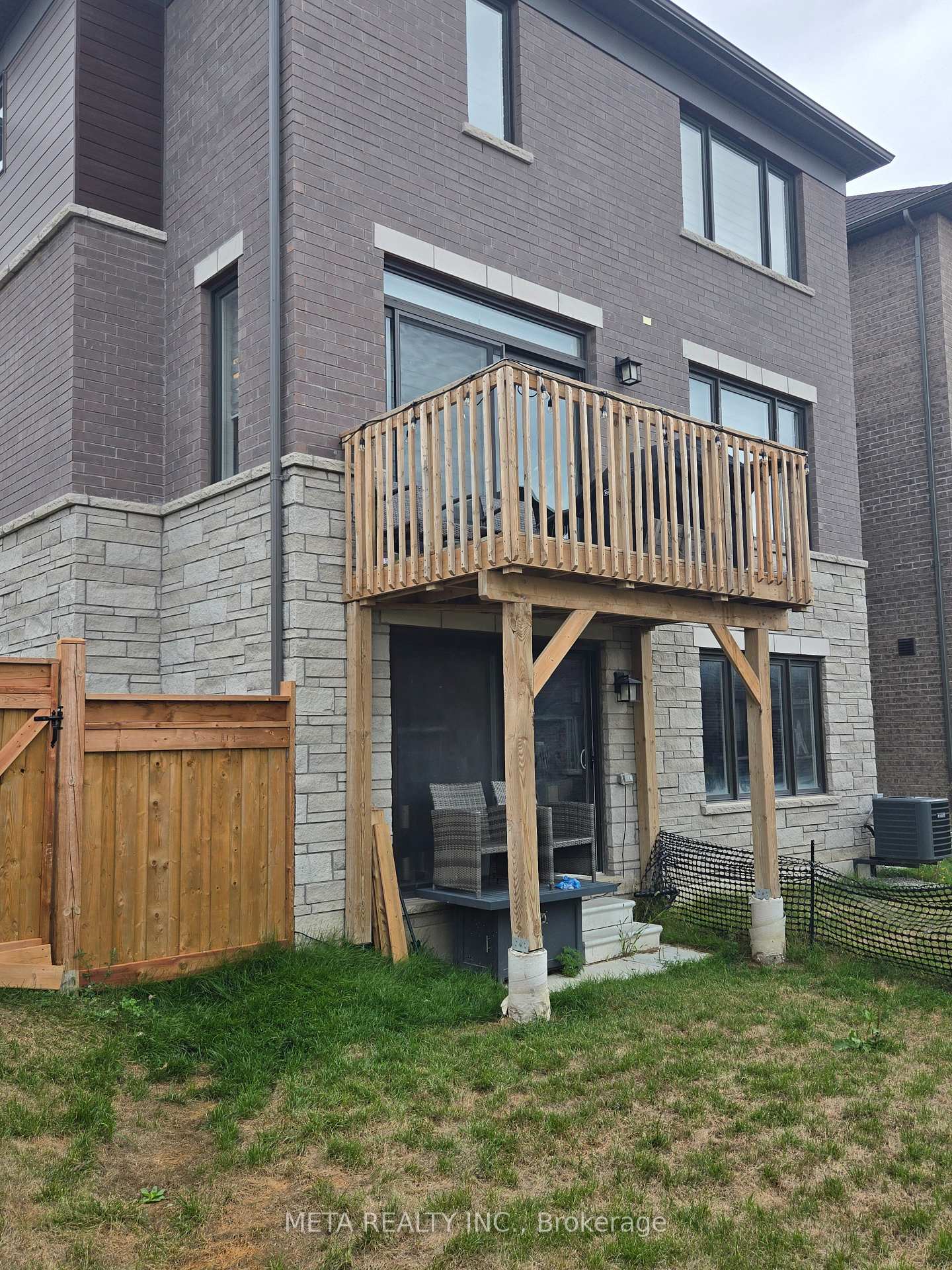 Photo 4 of 2 Periwinkle Road, Springwater, Midhurst — HOMEH