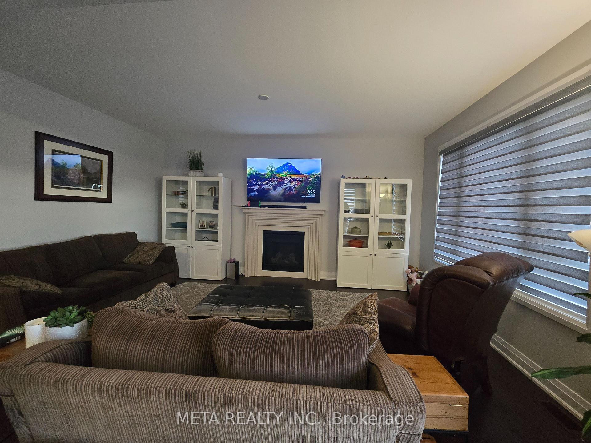 Photo 13 of 2 Periwinkle Road, Springwater, Midhurst — HOMEH