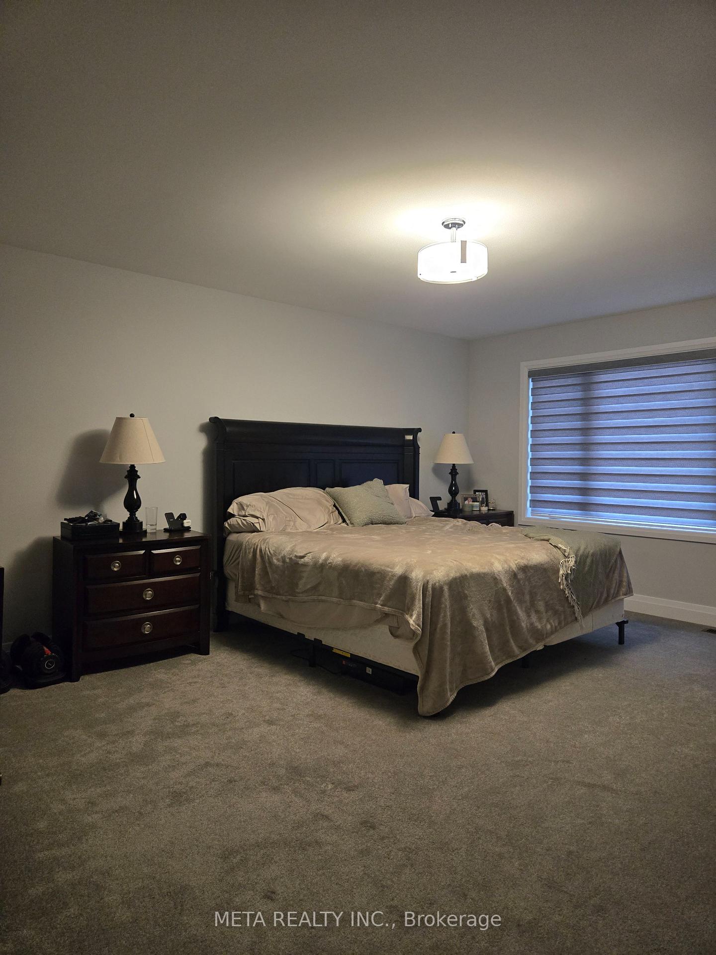 Photo 23 of 2 Periwinkle Road, Springwater, Midhurst — HOMEH