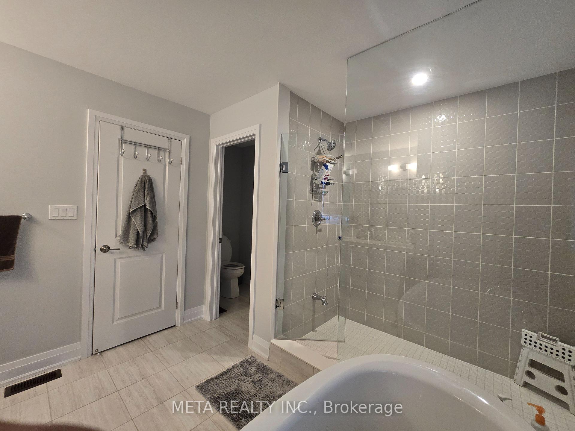 Photo 27 of 2 Periwinkle Road, Springwater, Midhurst — HOMEH