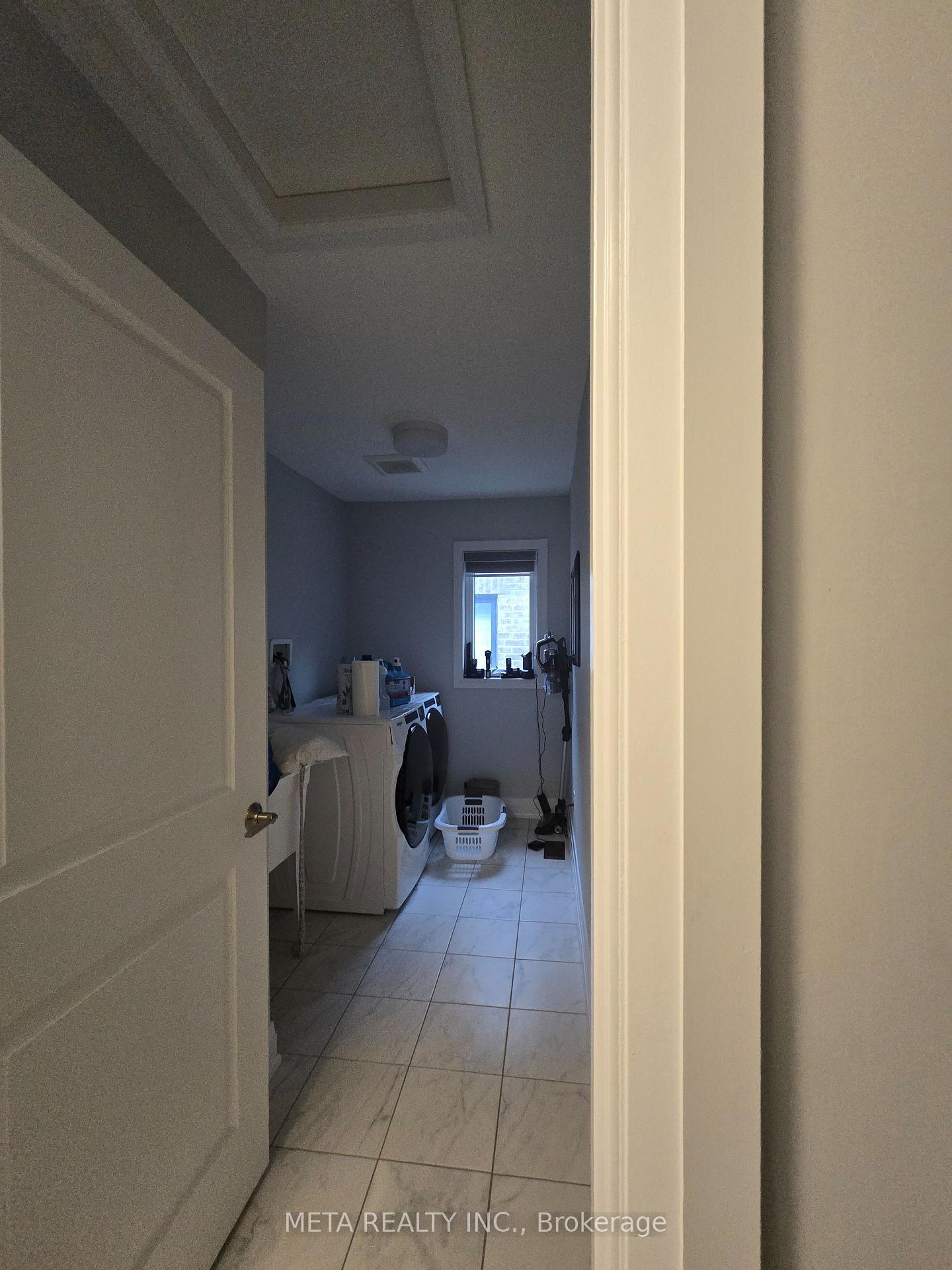 Photo 28 of 2 Periwinkle Road, Springwater, Midhurst — HOMEH