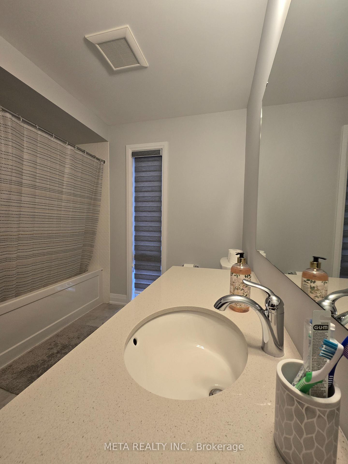 Photo 33 of 2 Periwinkle Road, Springwater, Midhurst — HOMEH