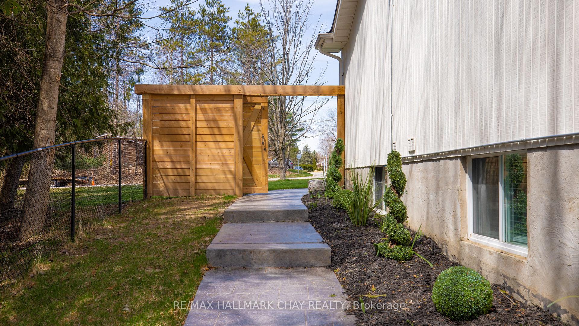 Photo 30 of 7 Jodies Lane, Springwater, Midhurst — HOMEH