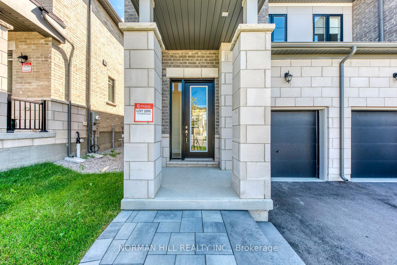 Photo 4 of 37 Daffodil Road, Springwater, Midhurst — HOMEH