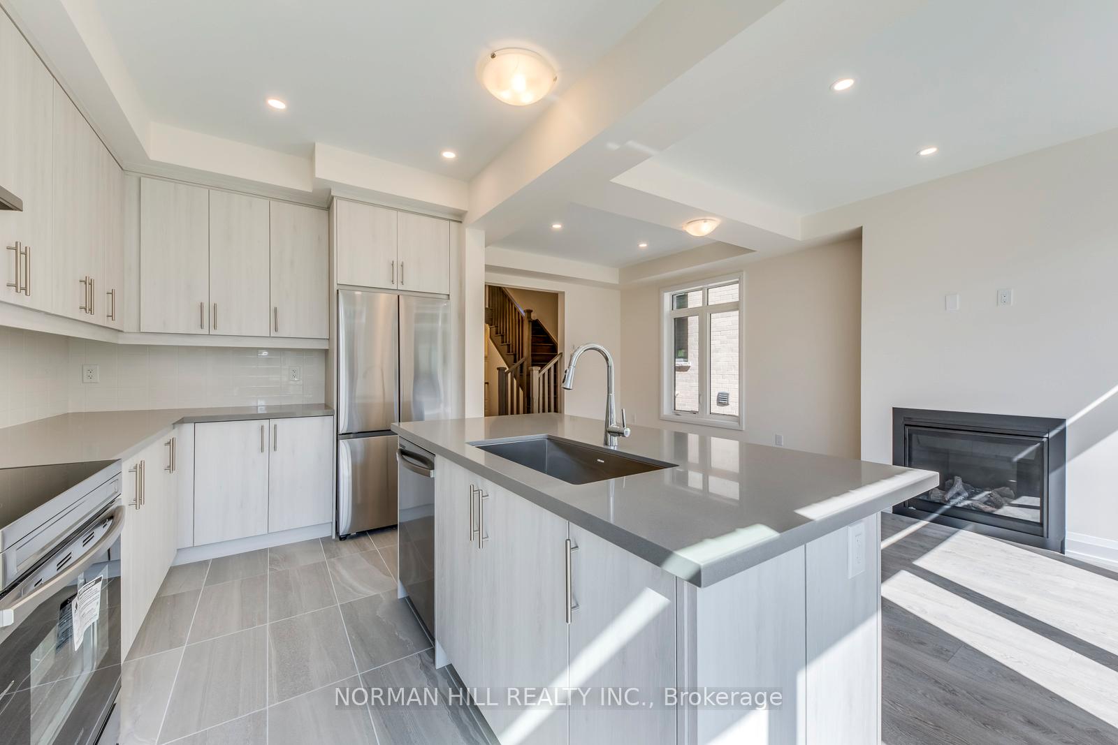 Photo 20 of 37 Daffodil Road, Springwater, Midhurst — HOMEH