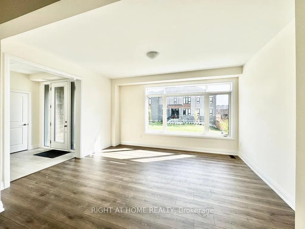 Photo 8 of Unit Upper, 70 Bearberry Road, Springwater, Midhurst — HOMEH