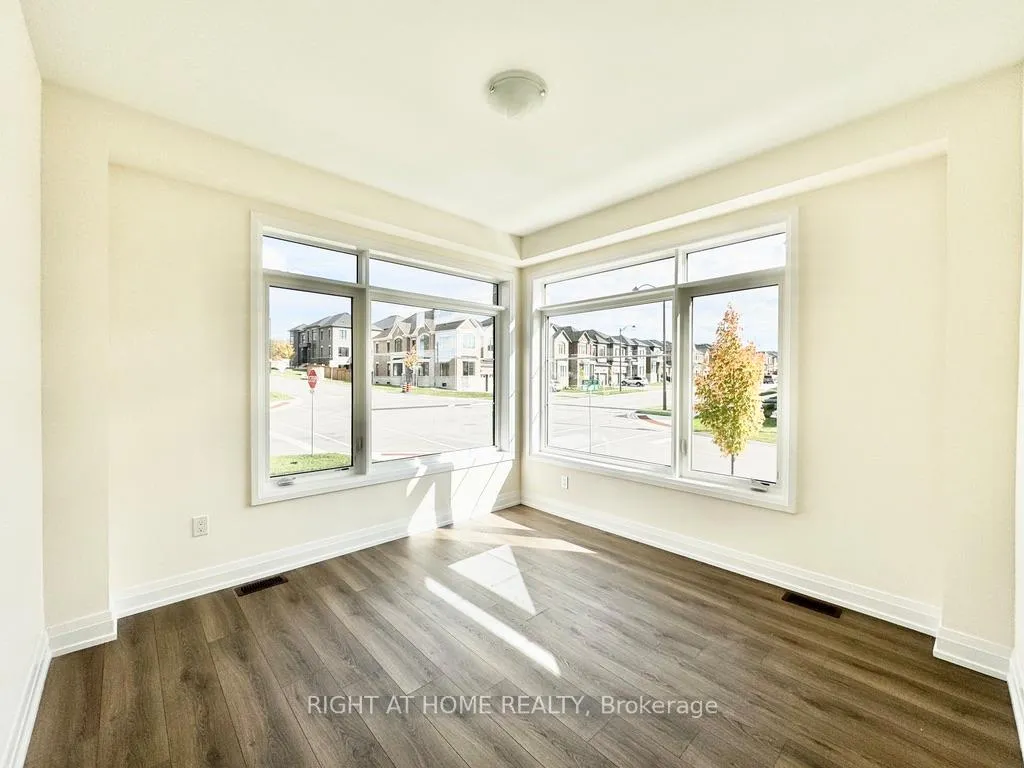 Photo 10 of Unit Upper, 70 Bearberry Road, Springwater, Midhurst — HOMEH