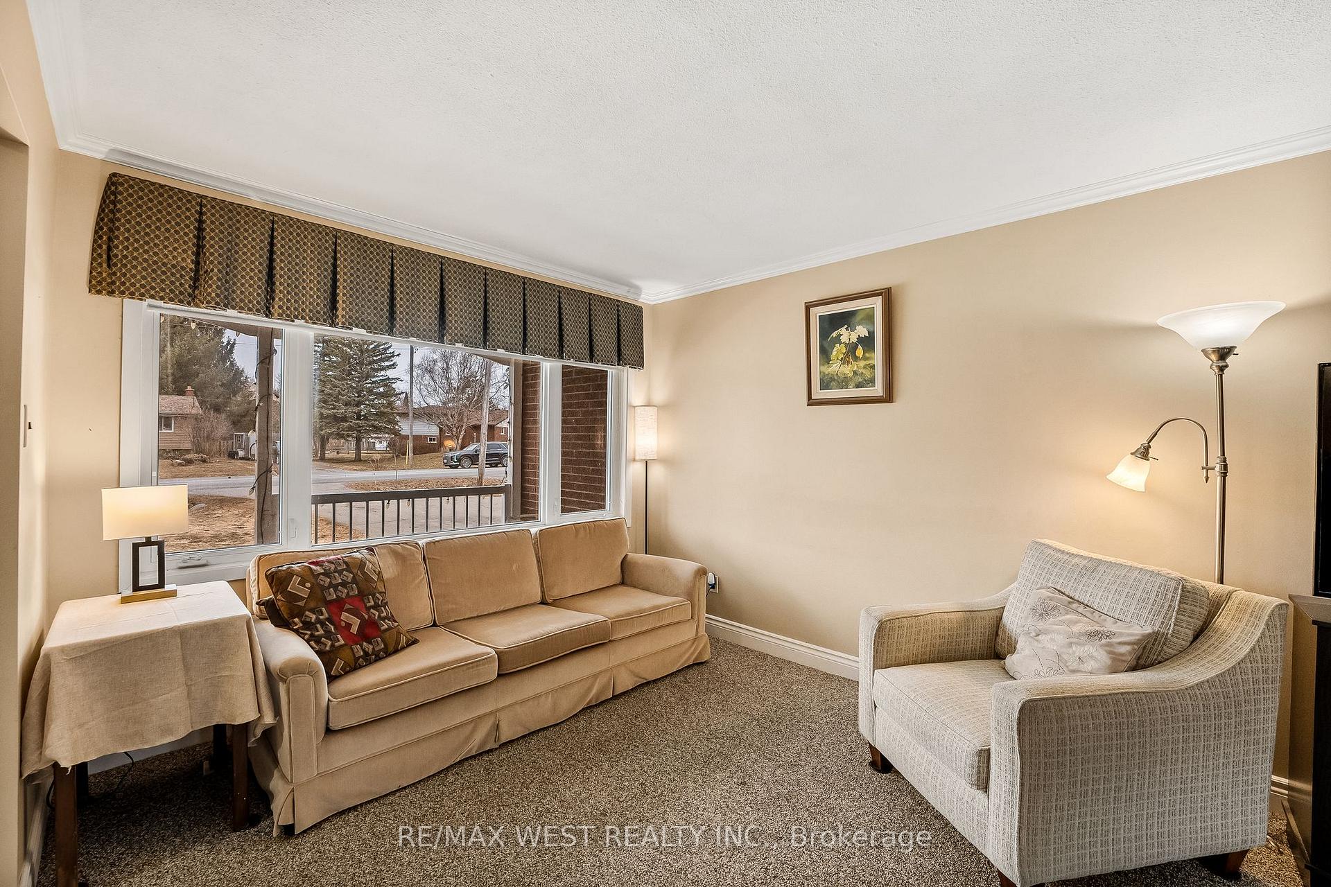 Photo 7 of 661 Cedarvale Crescent, Selwyn — HOMEH