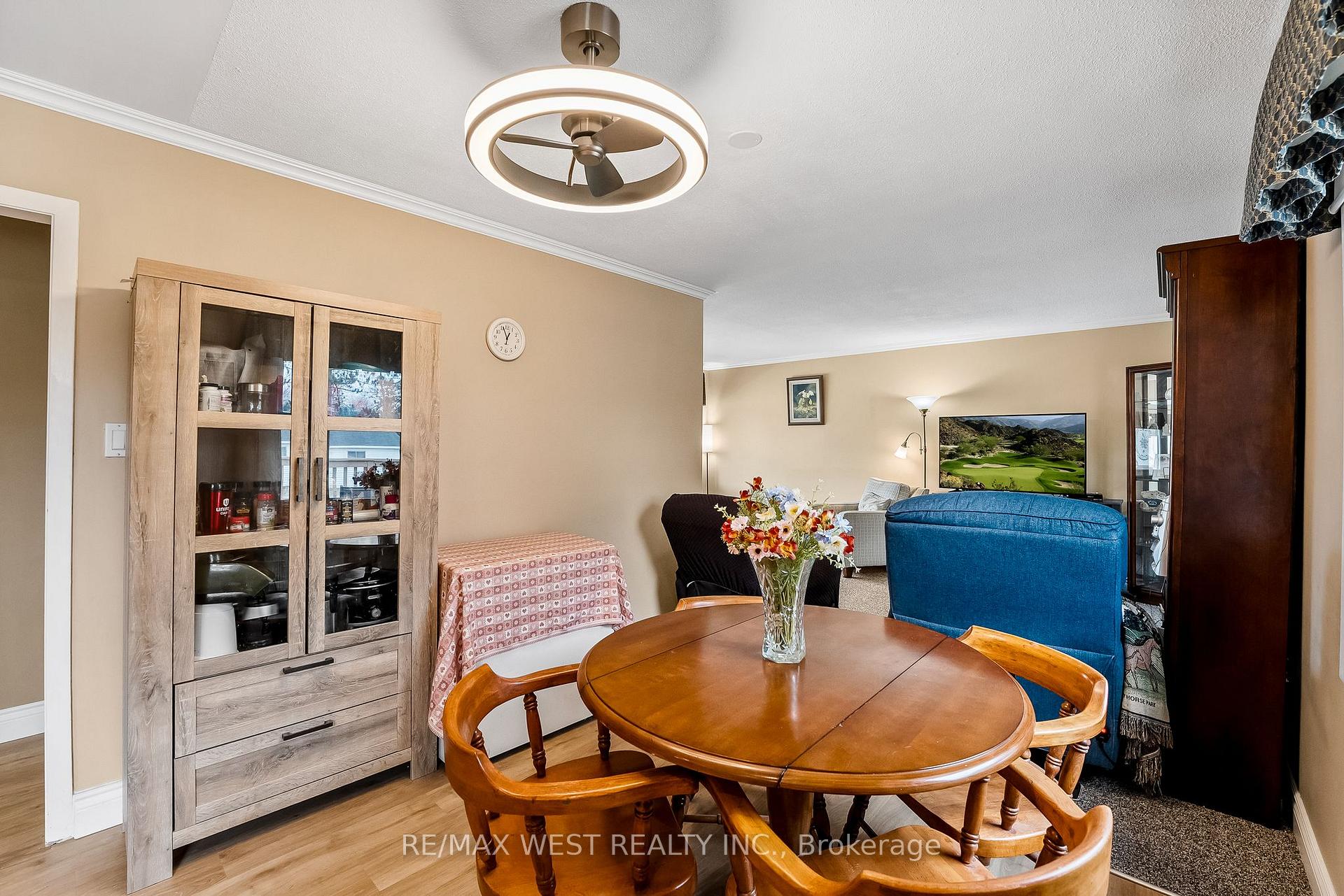 Photo 9 of 661 Cedarvale Crescent, Selwyn — HOMEH
