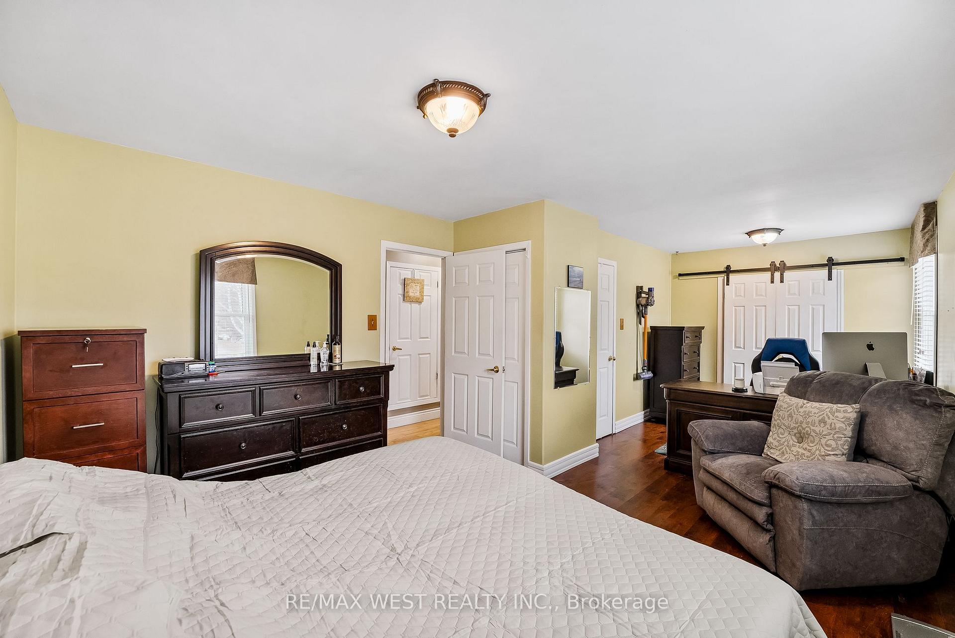 Photo 15 of 661 Cedarvale Crescent, Selwyn — HOMEH