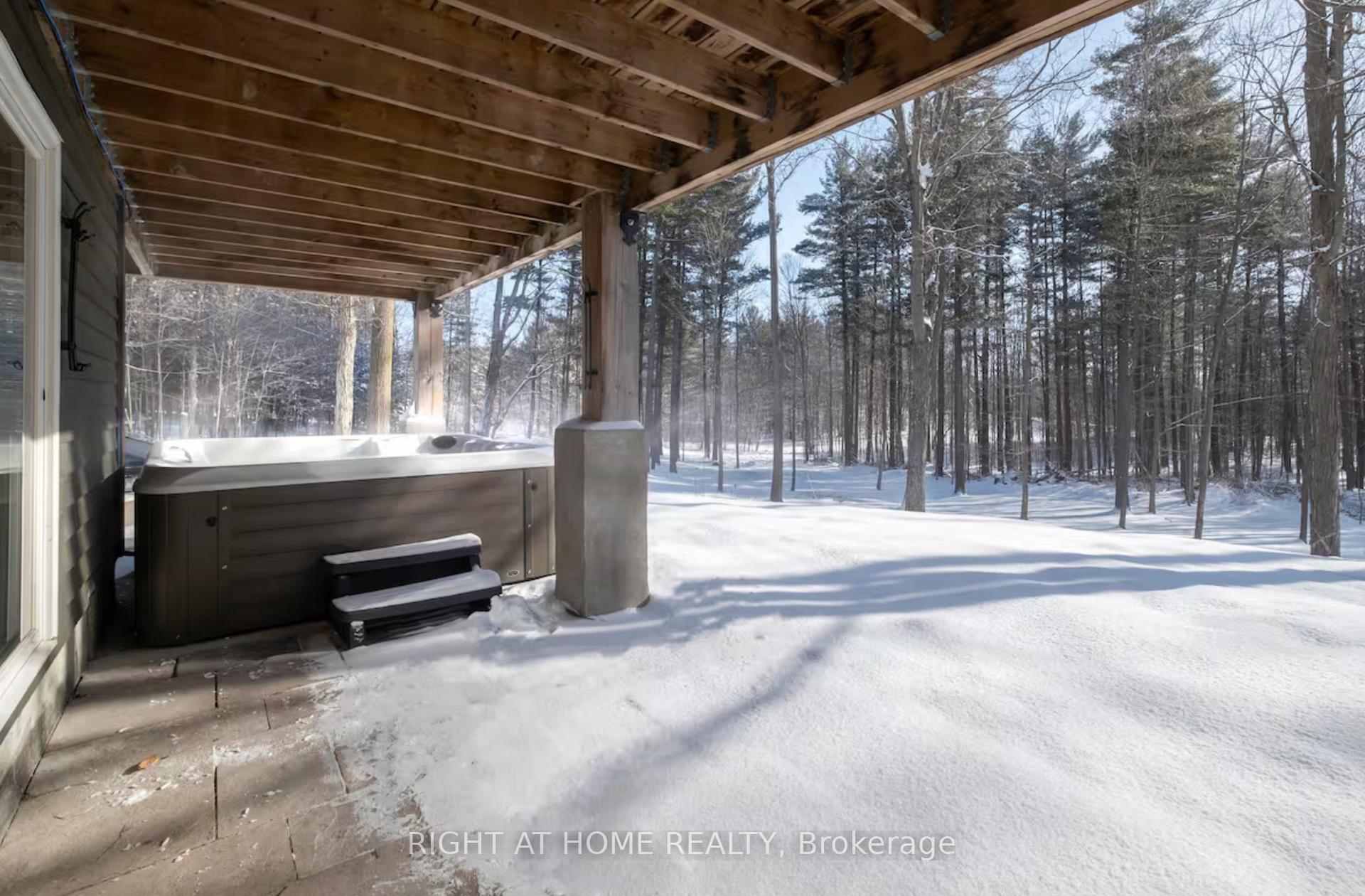 Photo 7 of 4350 26 Highway, Springwater, Rural Springwater — HOMEH