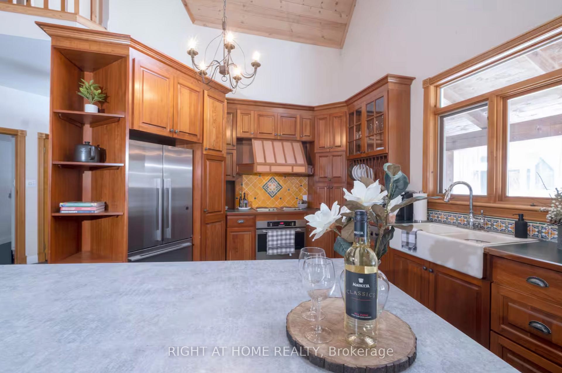Photo 13 of 4350 26 Highway, Springwater, Rural Springwater — HOMEH