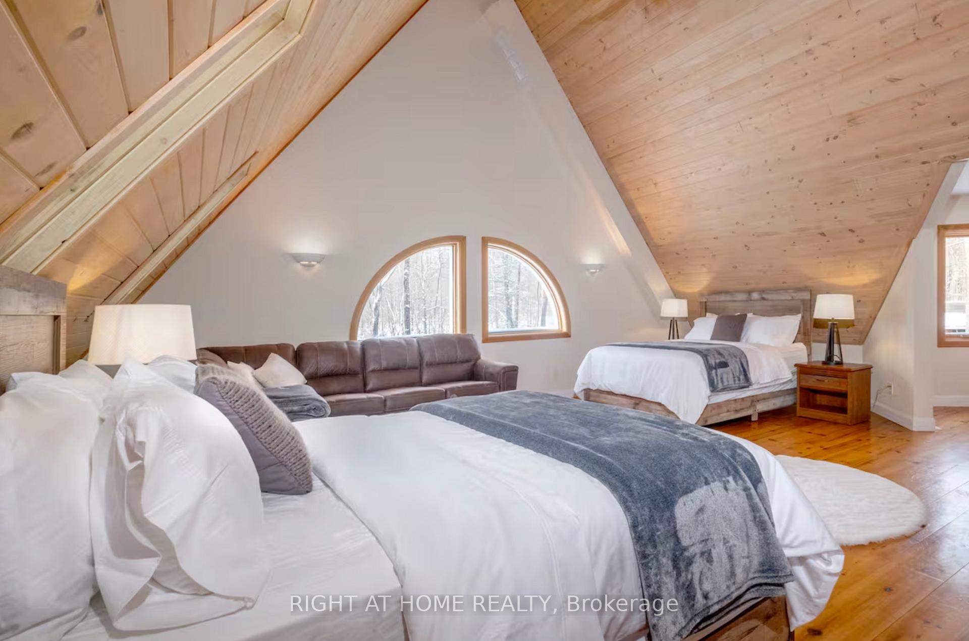 Photo 20 of 4350 26 Highway, Springwater, Rural Springwater — HOMEH