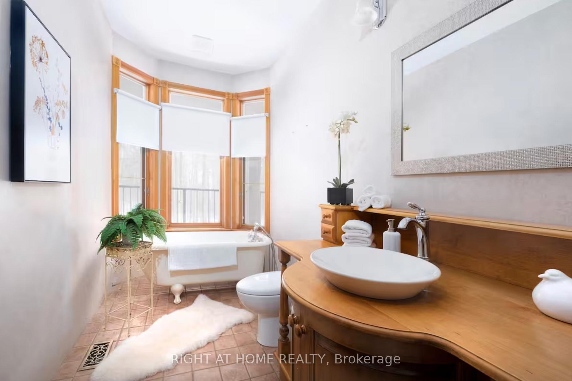Photo 28 of 4350 26 Highway, Springwater, Rural Springwater — HOMEH
