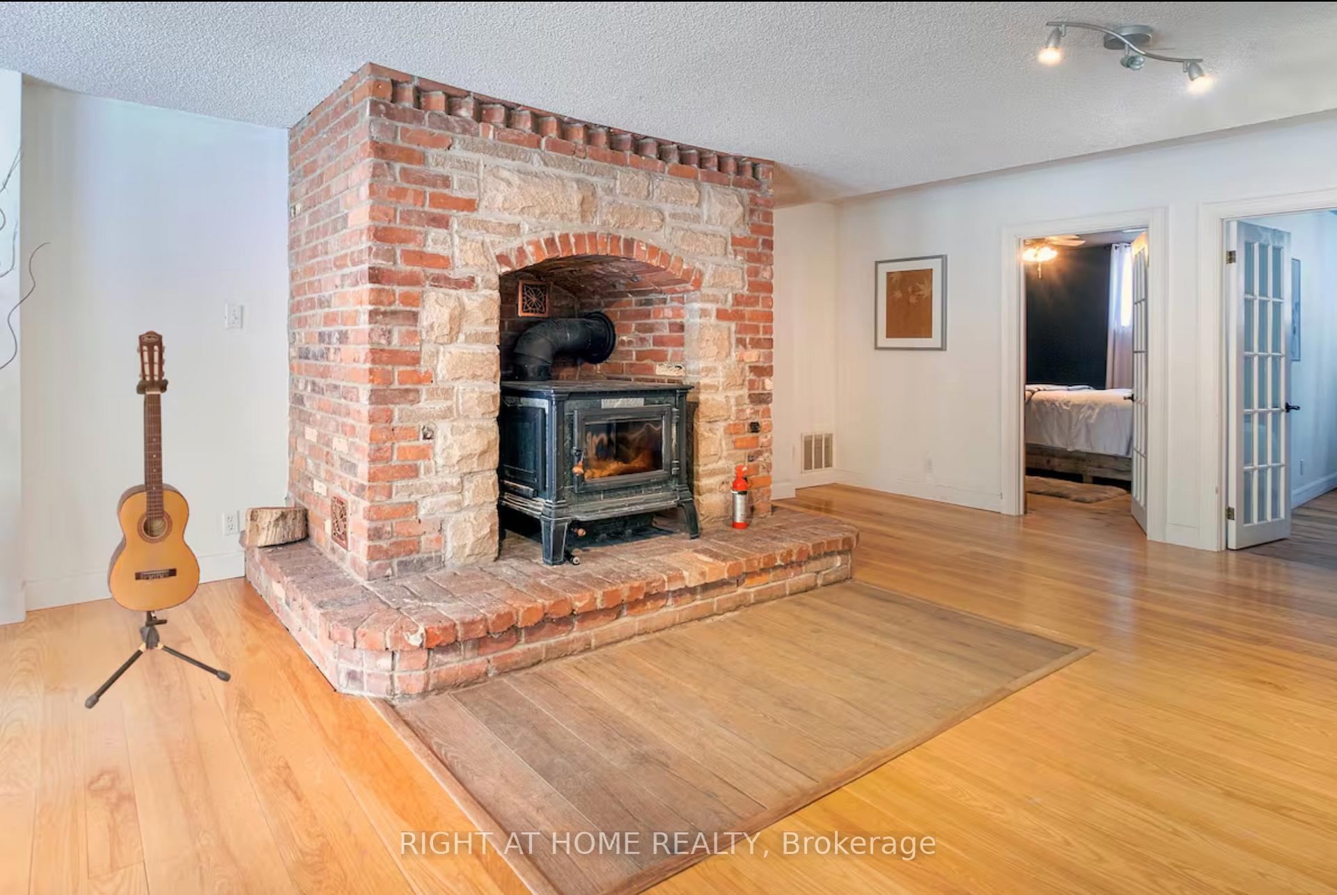 Photo 29 of 4350 26 Highway, Springwater, Rural Springwater — HOMEH