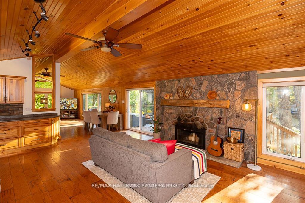 Photo 1 of 2756 Beaver Lane, Selwyn — HOMEH