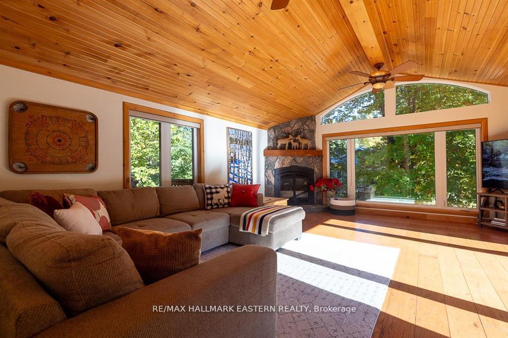 Photo 2 of 2756 Beaver Lane, Selwyn — HOMEH
