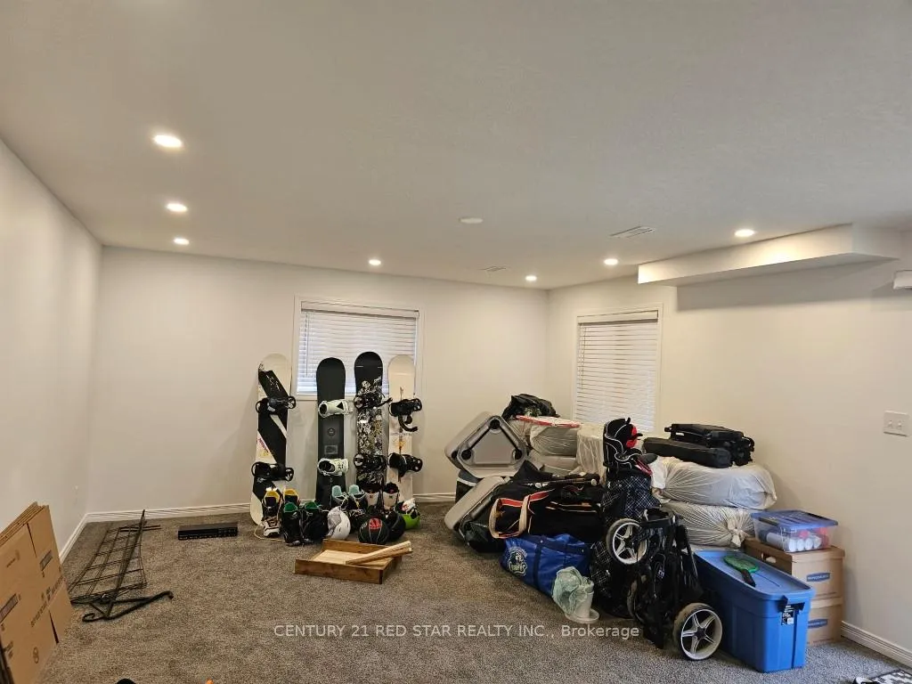 Photo 13 of 47 Saddlebrook Court, Kitchener, Huron Park — HOMEH