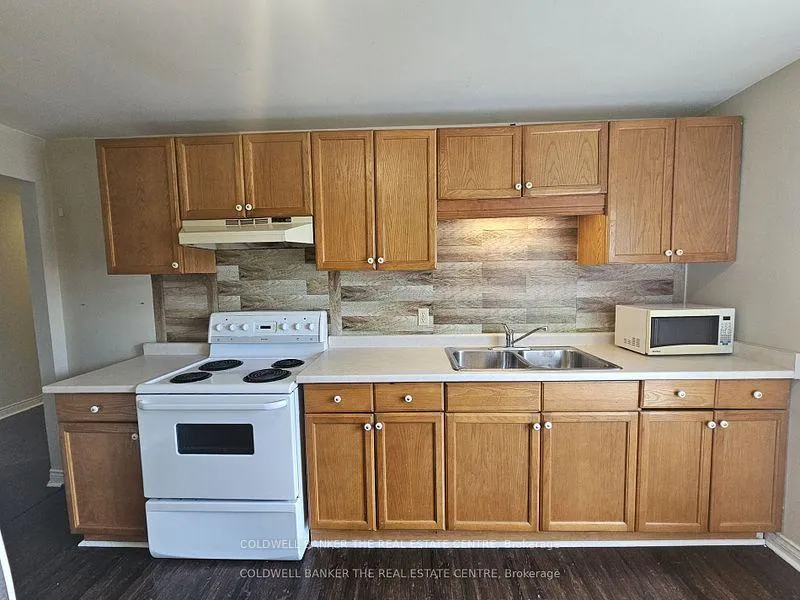 Front of Unit North, 4570 Penetanguishene Road N