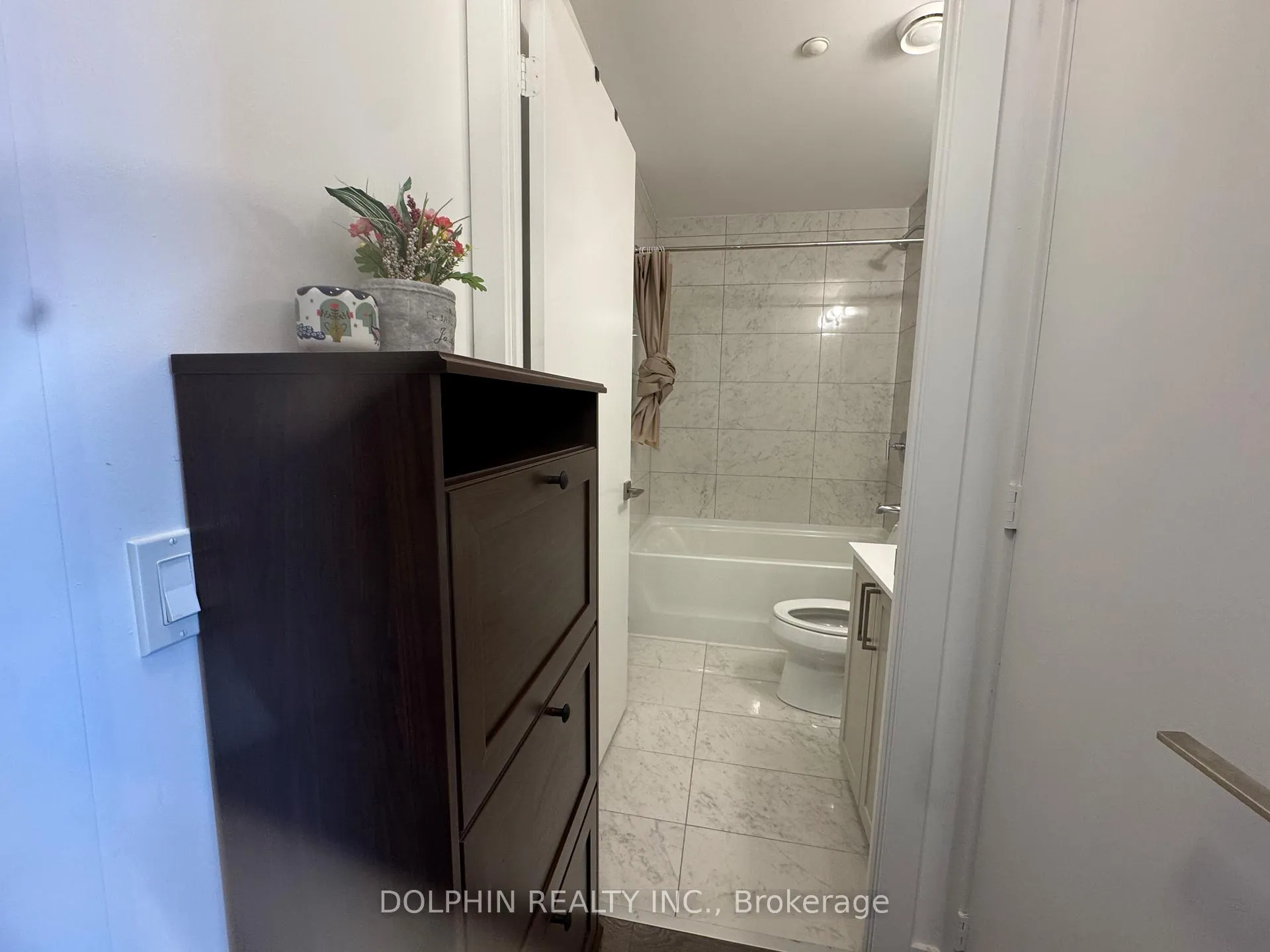 Photo 15 of Unit 309E, 278 Buchanan Drive, Markham, Unionville — HOMEH