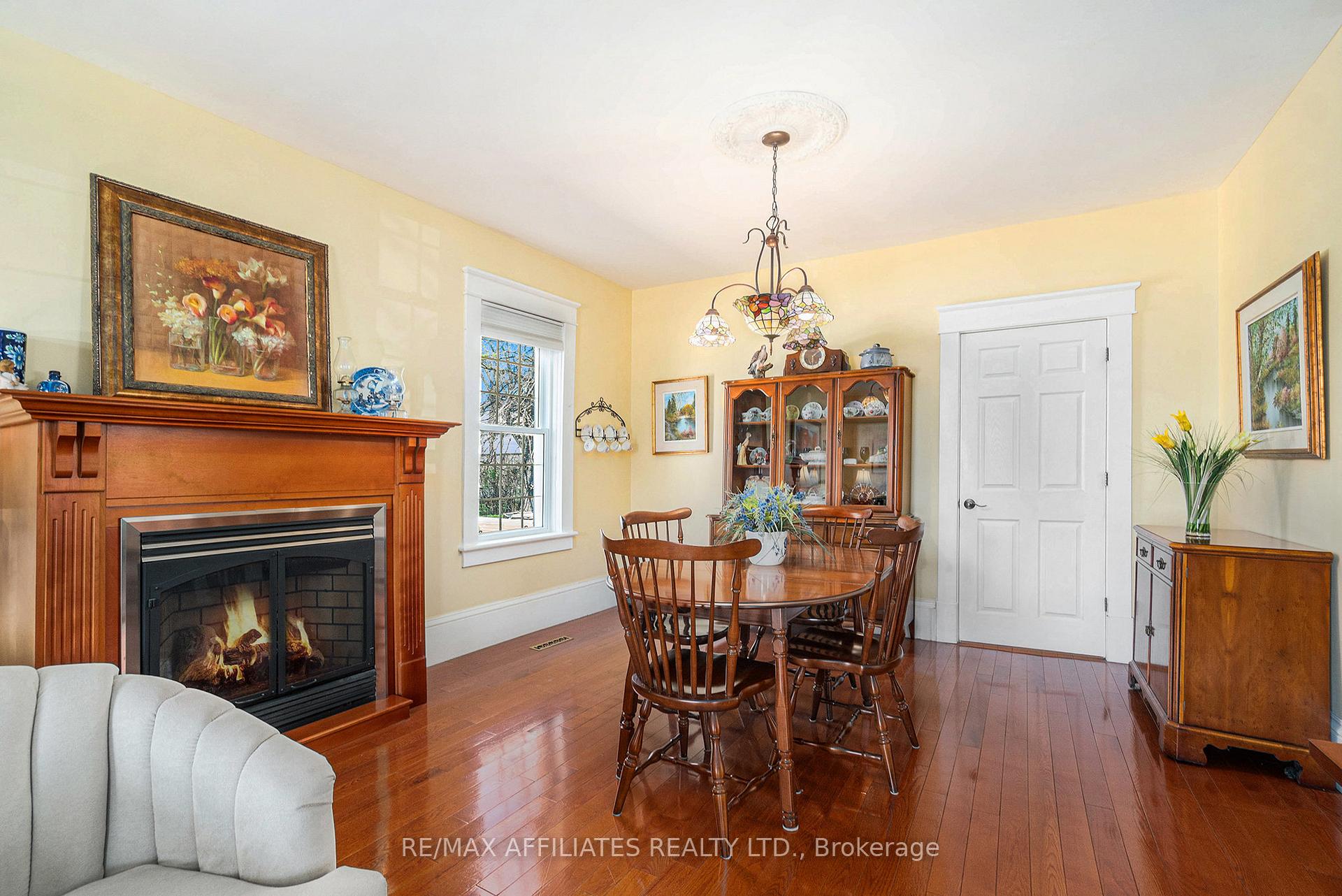 Photo 9 of 25 Condie Street, Smiths Falls — HOMEH