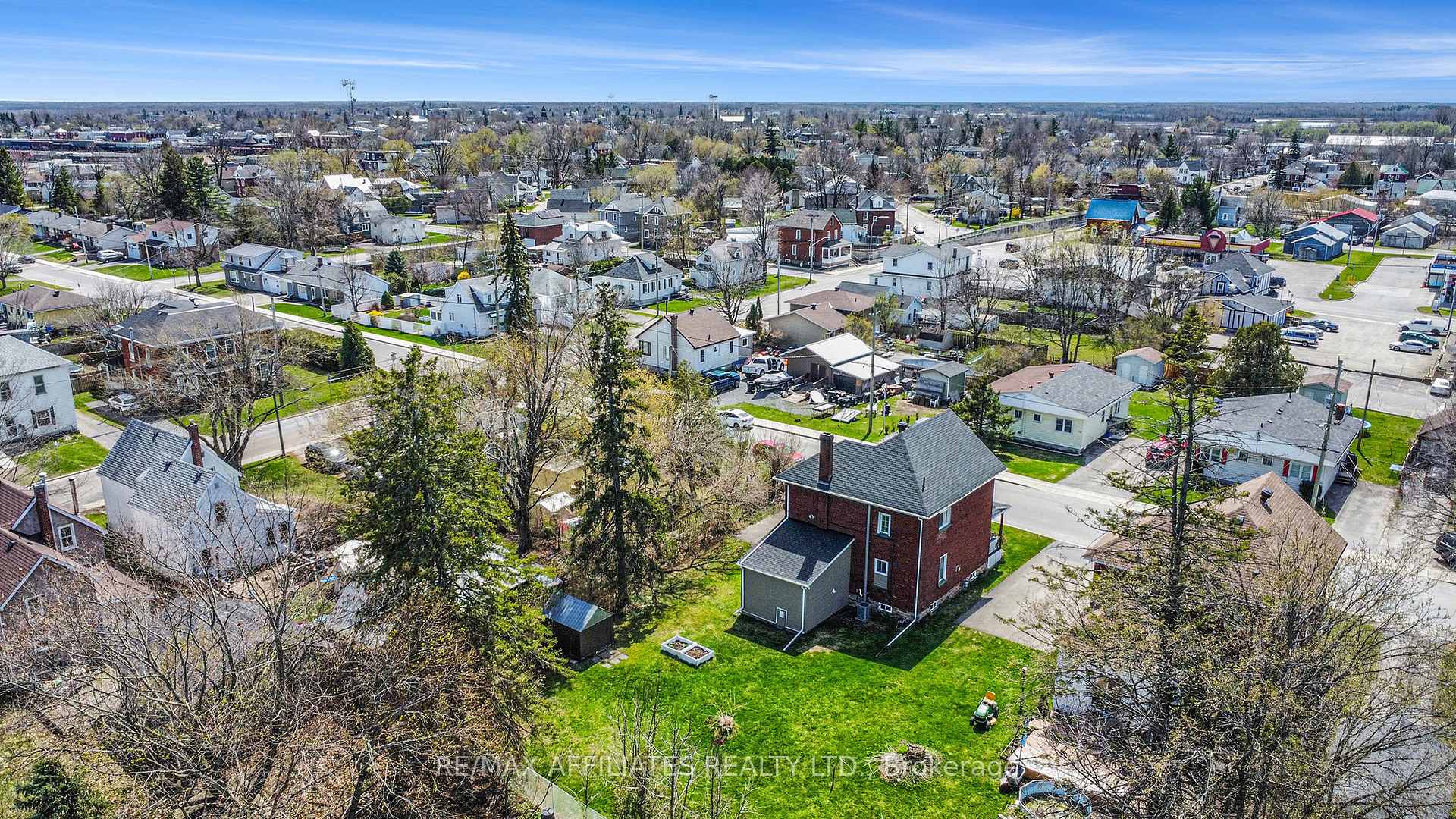 Photo 38 of 25 Condie Street, Smiths Falls — HOMEH