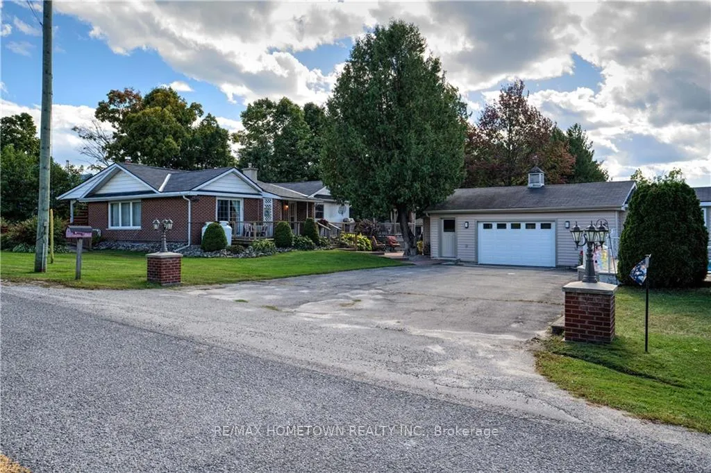 Photo 3 of 156 Charland Road, Rideau Lakes, Rideau Lakes (South Crosby) Twp — HOMEH