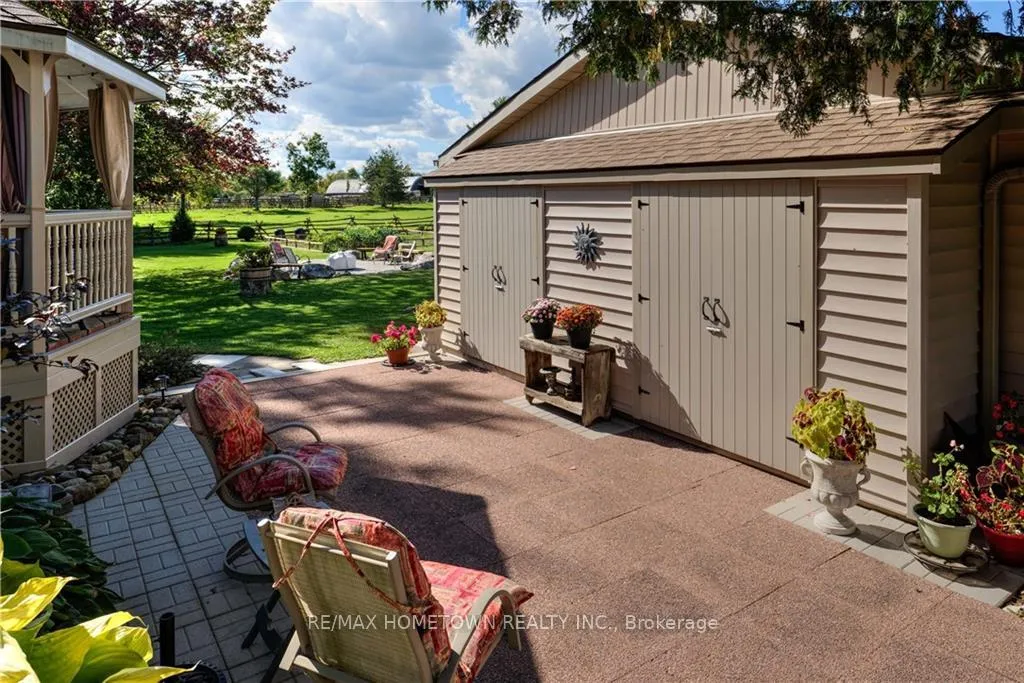 Photo 4 of 156 Charland Road, Rideau Lakes, Rideau Lakes (South Crosby) Twp — HOMEH