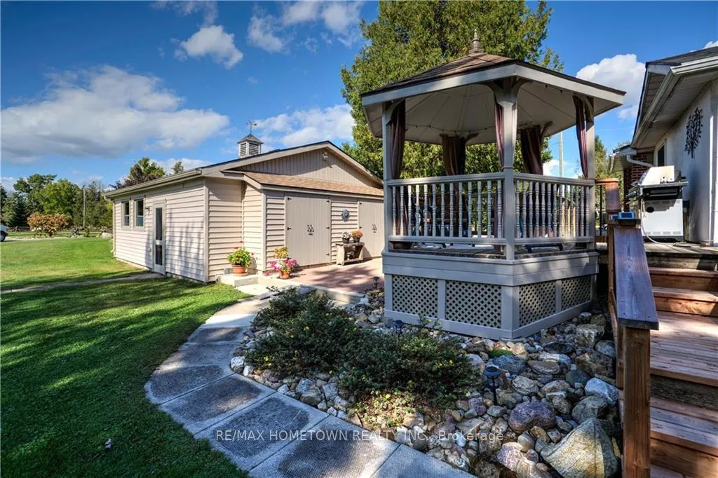 Photo 8 of 156 Charland Road, Rideau Lakes, Rideau Lakes (South Crosby) Twp — HOMEH