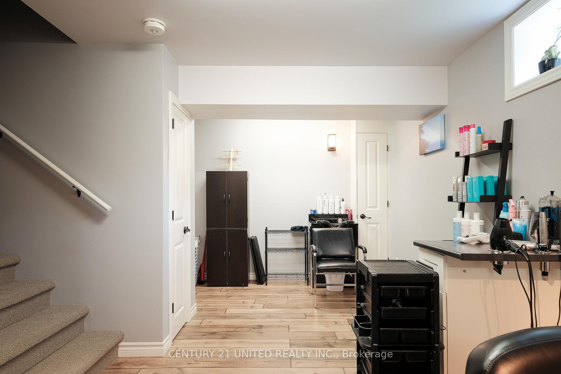 Photo 20 of 1188 Connaught Drive, Selwyn — HOMEH