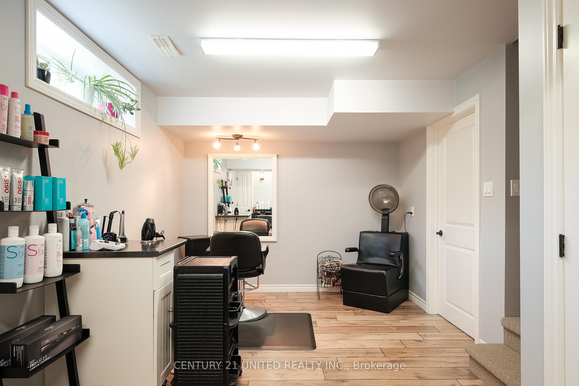 Photo 21 of 1188 Connaught Drive, Selwyn — HOMEH