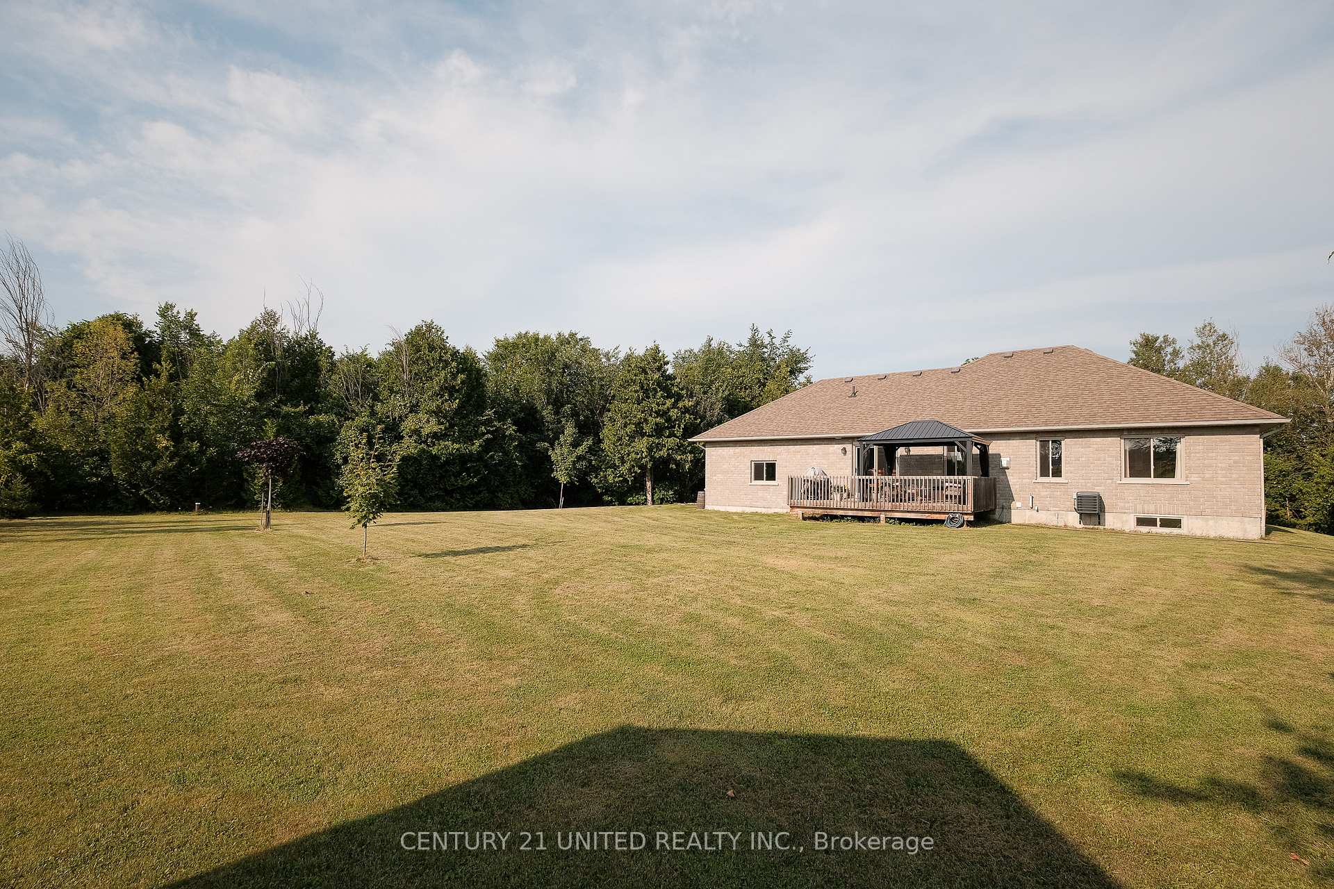 Photo 38 of 1188 Connaught Drive, Selwyn — HOMEH