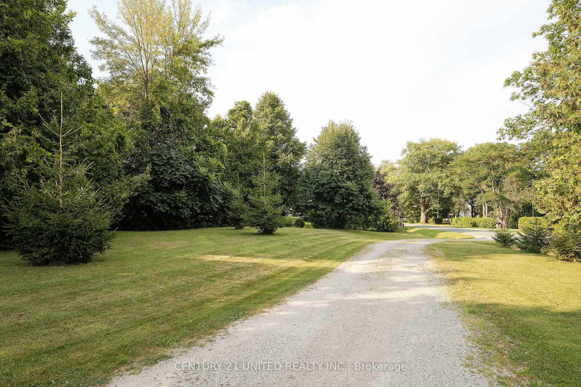 Photo 39 of 1188 Connaught Drive, Selwyn — HOMEH