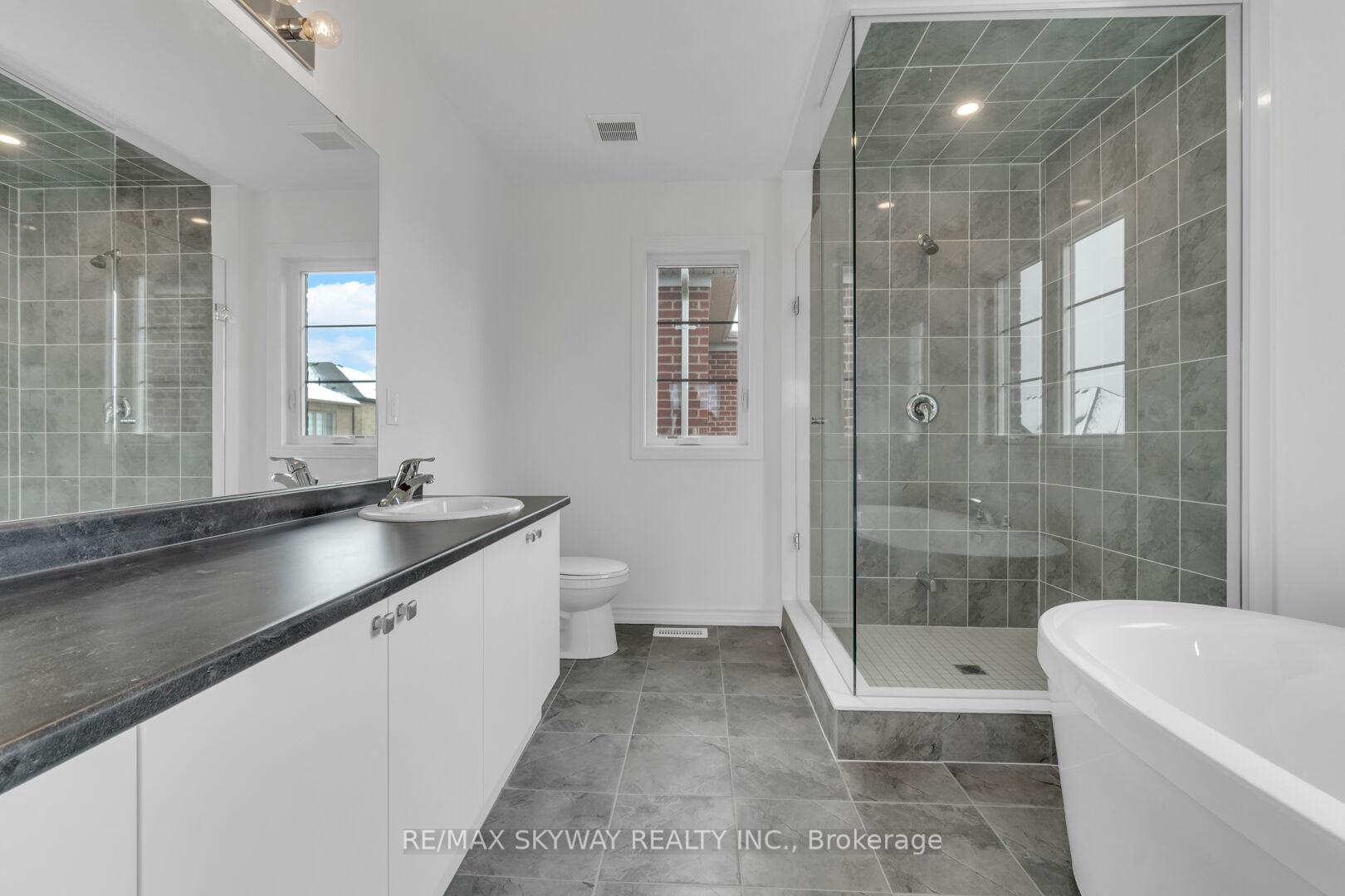 Photo 13 of 2 Sassafras Road, Springwater, Midhurst — HOMEH