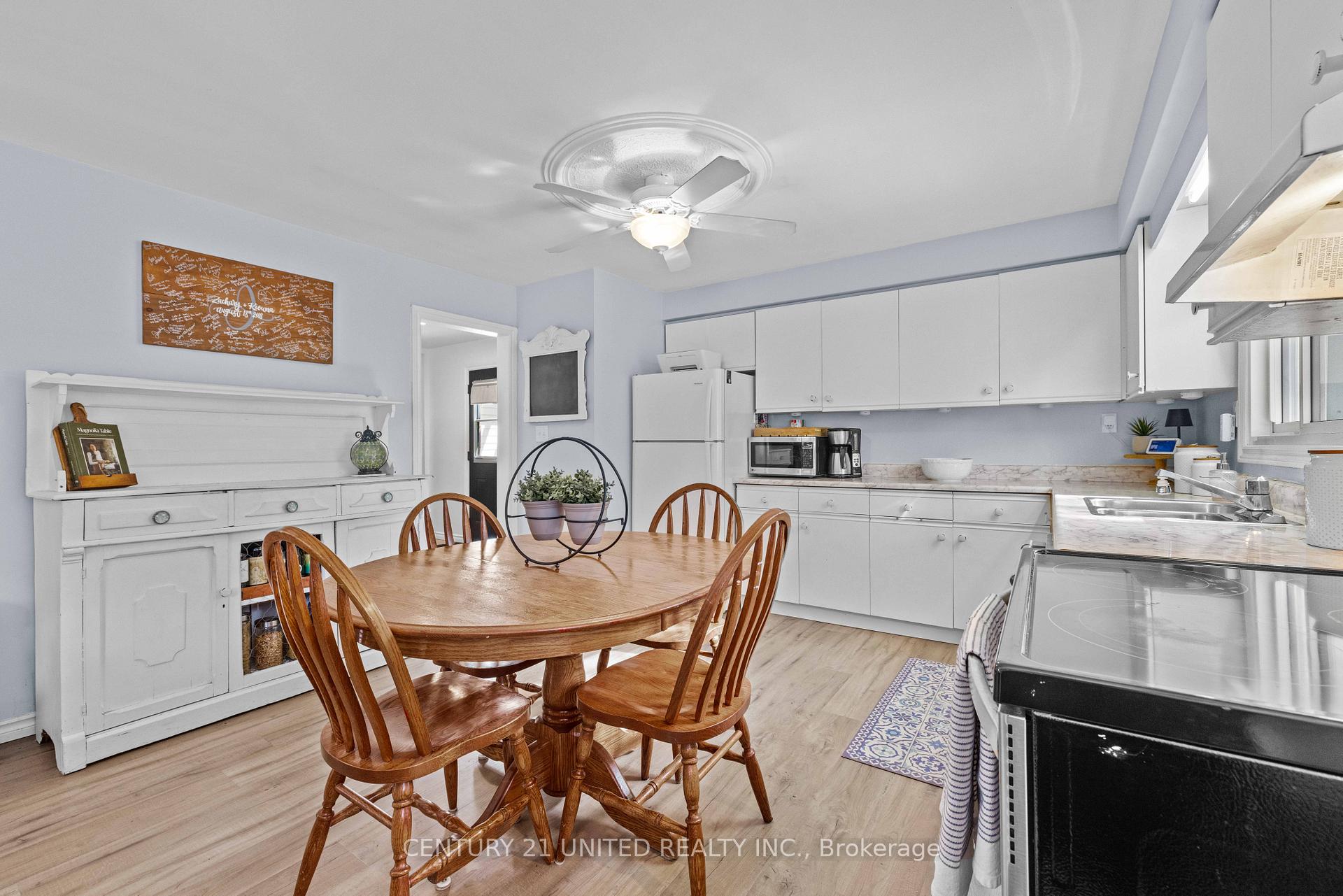 Photo 12 of 2734 Chalmers Avenue, Selwyn — HOMEH