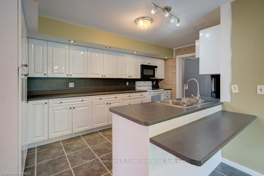 Photo 8 of 2901 Cedar Valley Road, Rideau Lakes, Rideau Lakes (Bastard) Twp — HOMEH