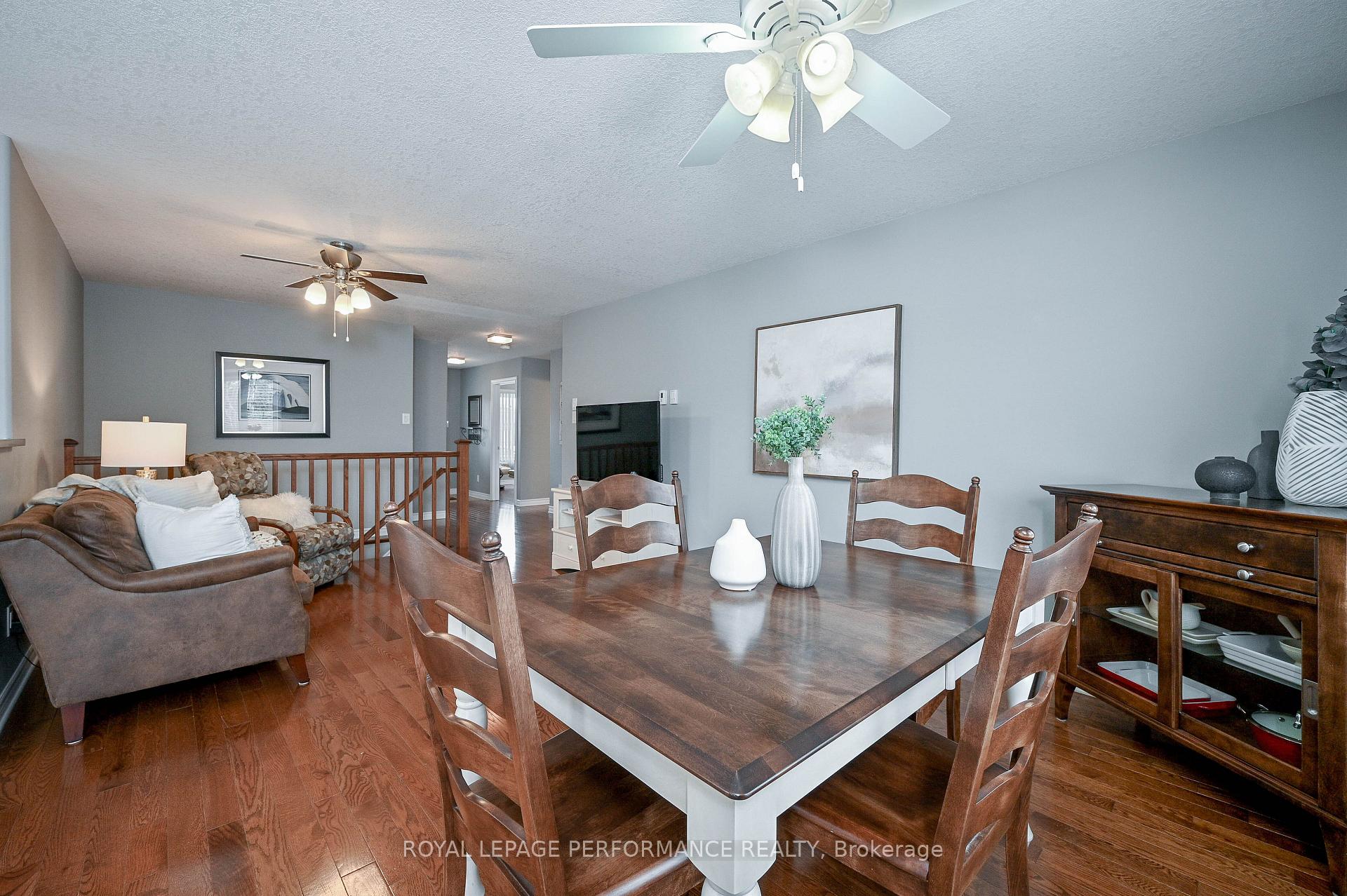 Photo 11 of 32 Code Crescent, Smiths Falls — HOMEH