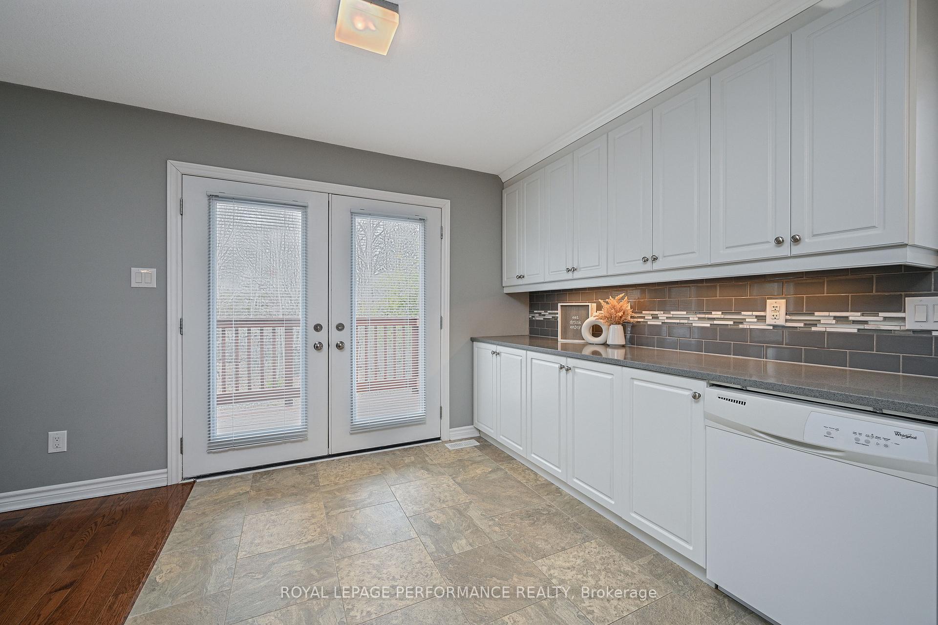 Photo 18 of 32 Code Crescent, Smiths Falls — HOMEH
