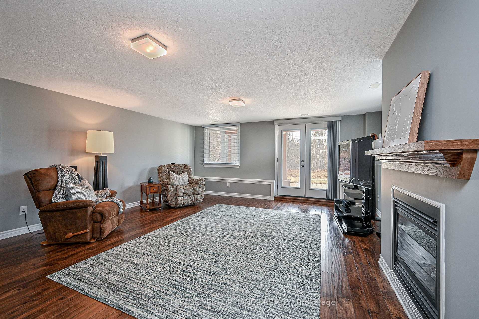 Photo 33 of 32 Code Crescent, Smiths Falls — HOMEH