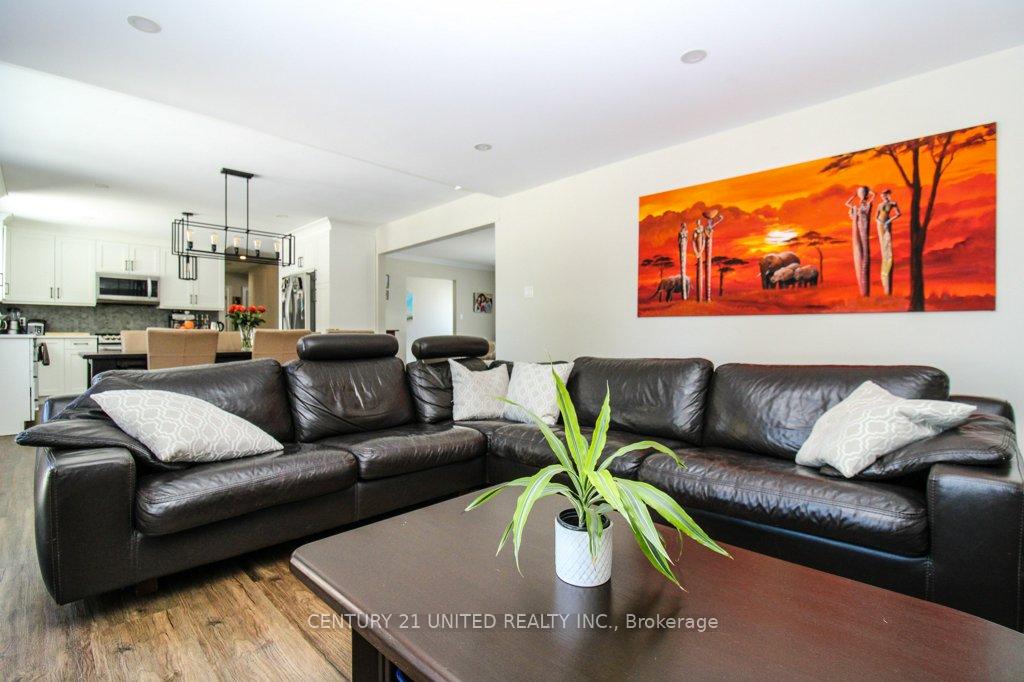 Photo 2 of 416 Gifford Drive, Selwyn — HOMEH