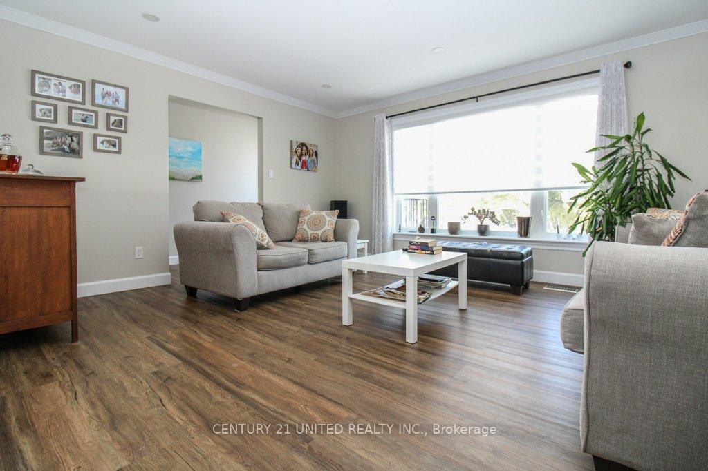 Photo 3 of 416 Gifford Drive, Selwyn — HOMEH