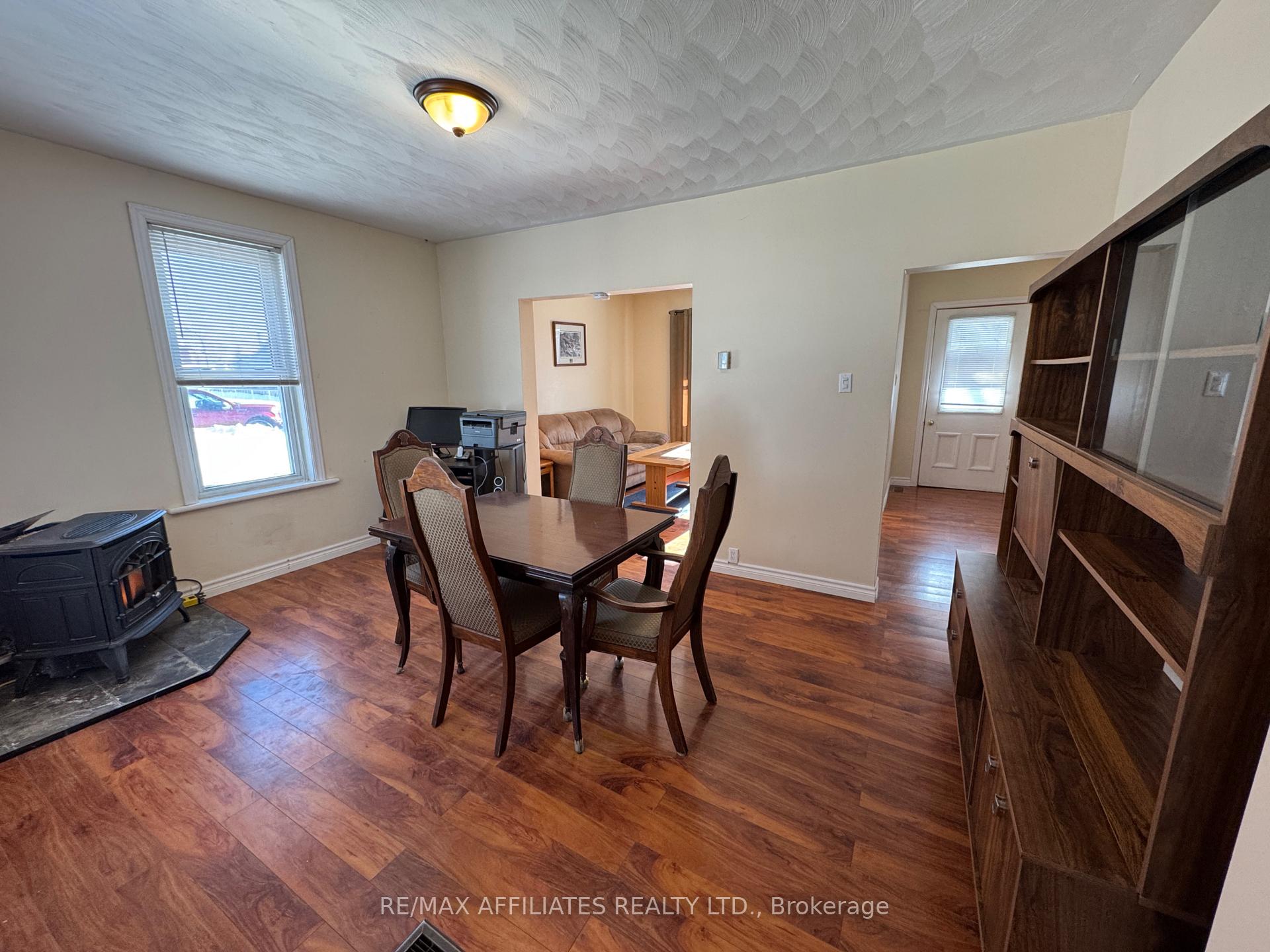 Photo 19 of 6 Cornelia Street E, Smiths Falls — HOMEH