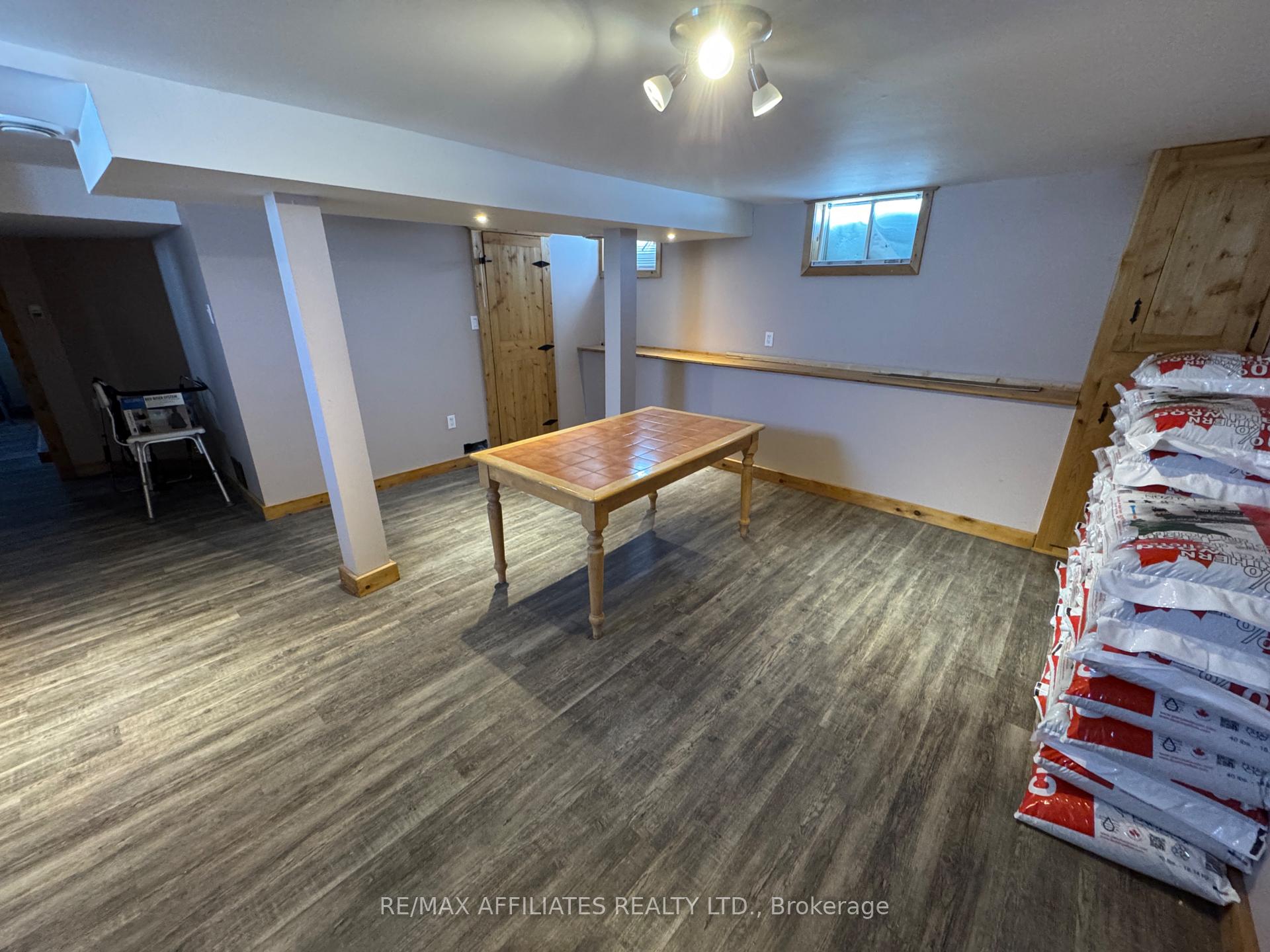 Photo 26 of 6 Cornelia Street E, Smiths Falls — HOMEH